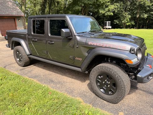 Used 2021 Jeep Gladiator Mojave AWD/4WD image 1