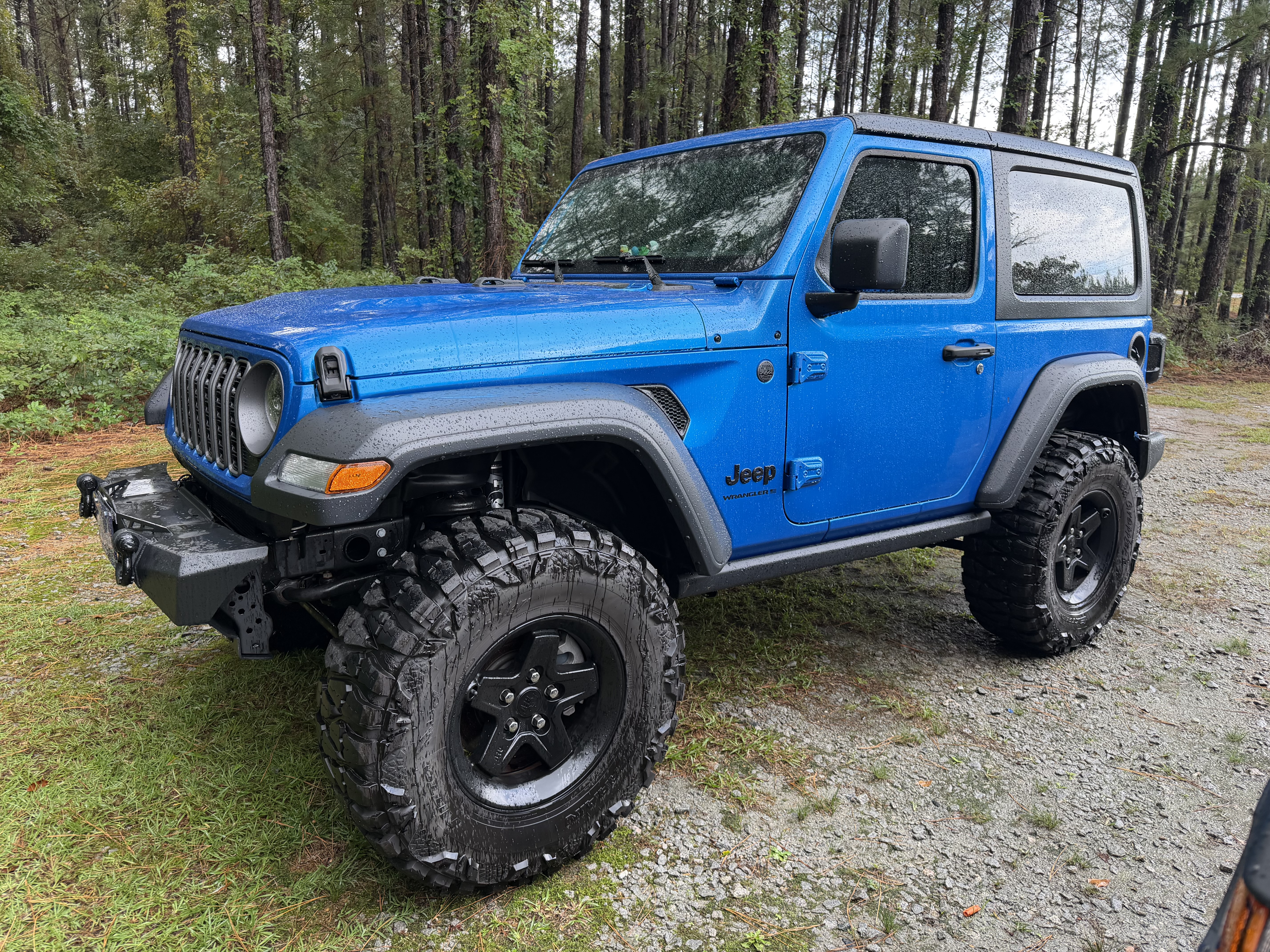 Used 2026 Jeep Wrangler Sport AWD/4WD image 1