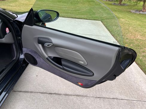 Used 2004 Porsche Boxster RWD image 20