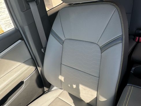 Used 2025 Chevrolet Colorado ZR2 w/ ZR2 Bison Edition image 14