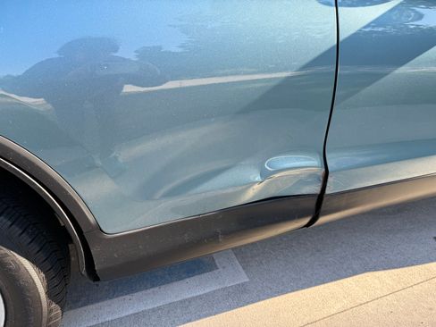 Used 2015 Honda CR-V LX image 16