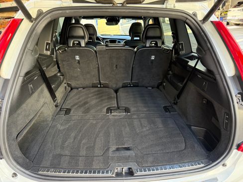 Used 2018 Volvo XC90 T6 Inscription w/ Convenience Package image 9