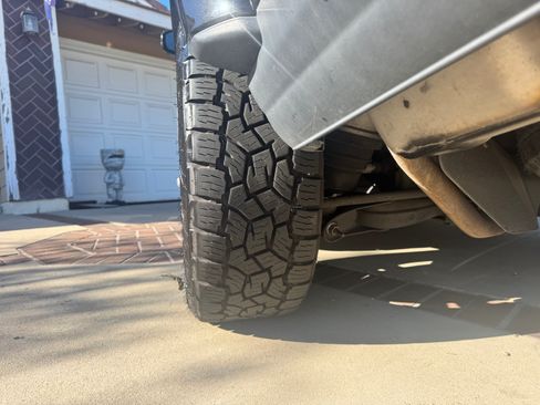 Used 2016 Land Rover LR4 HSE image 8