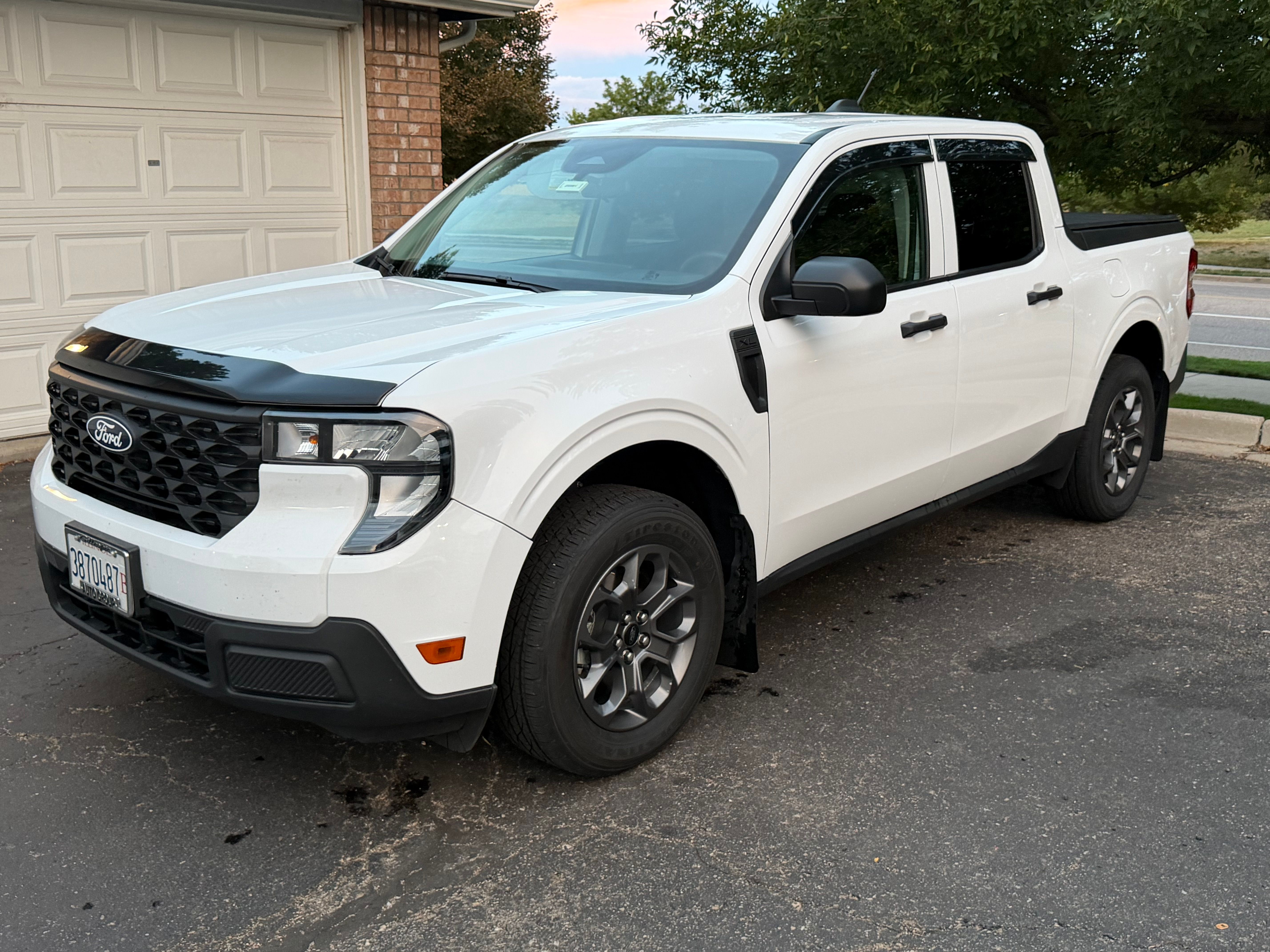 Used 2025 Ford Maverick XL w/ Equipment Group 101A AWD/4WD image 1