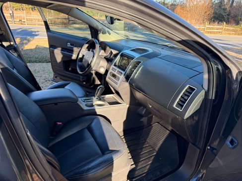 Used 2007 Ford Edge SEL Plus image 11