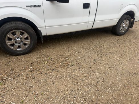 Used 2014 Ford F150 XL w/ Equipment Group 101A Mid RWD image 20