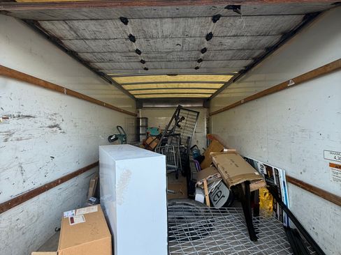 Used 2018 GMC Savana 3500 Extended w/ Driver Convenience Package image 30