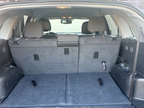 Used 2011 Kia Sorento LX w/ Convenience Pkg image 20