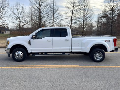 Used 2019 Ford F350 Lariat w/ Lariat Ultimate Package image 8