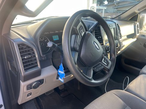 Used 2019 Ford F150 XLT image 9