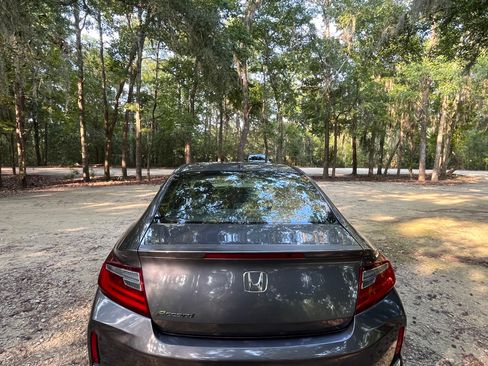 Used 2016 Honda Accord EX-L image 8