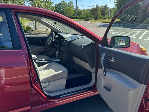 Used 2009 Nissan Rogue S AWD/4WD image 8
