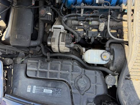 Used 2000 Chevrolet Corvette Coupe RWD image 26