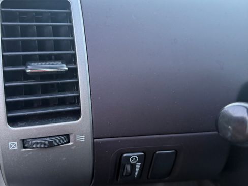 Used 2005 Toyota Prius FWD image 14