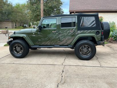 Used 2016 Jeep Wrangler Unlimited Sahara