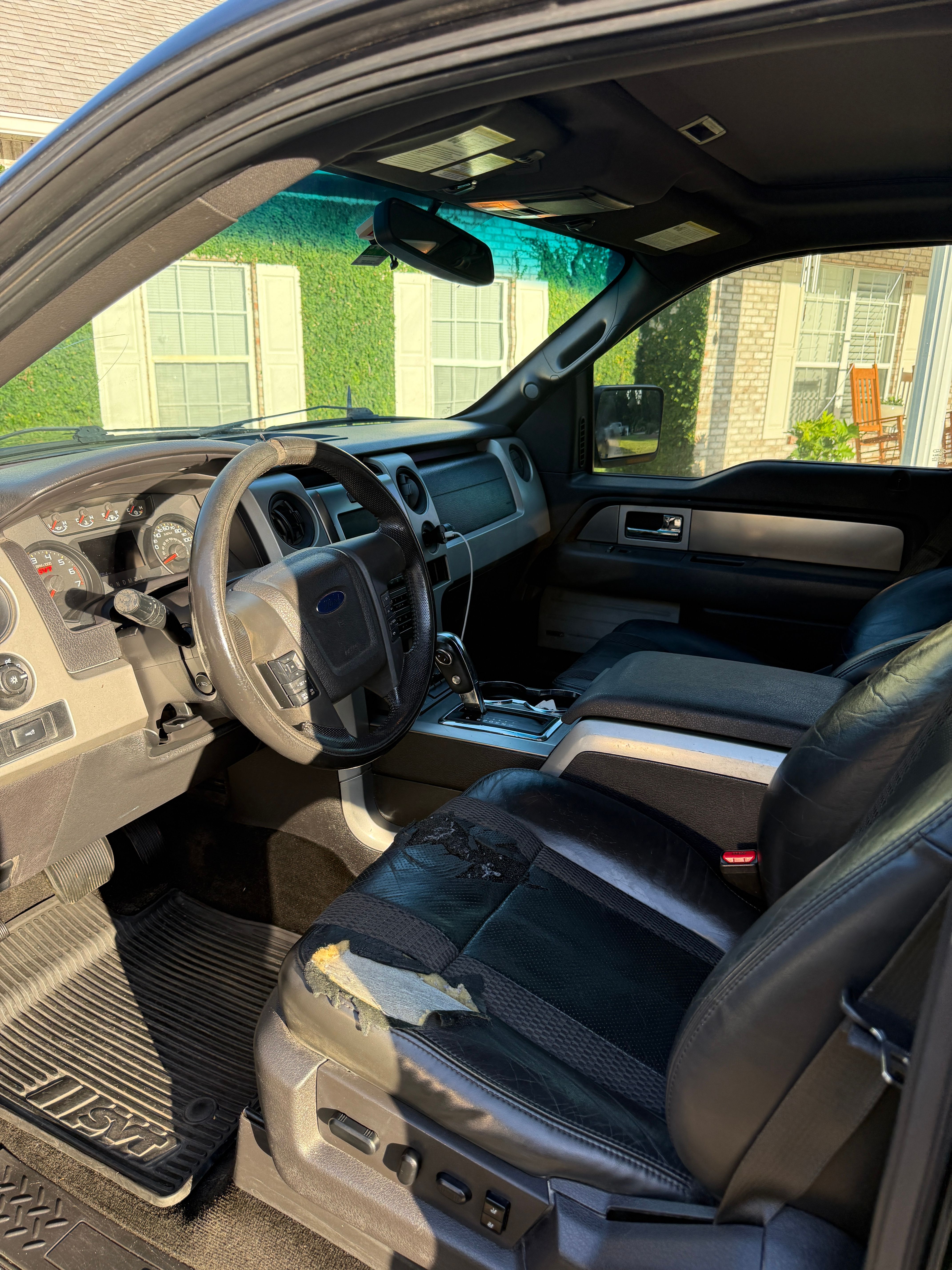 Used 2012 Ford F150 Raptor w/ Raptor Luxury Pkg AWD/4WD image 9