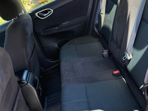 Used 2015 Nissan Sentra SR FWD image 2