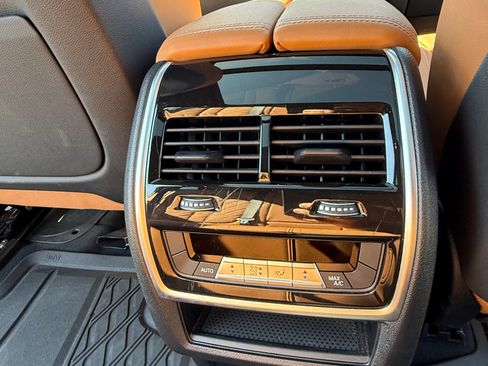 Used 2023 BMW X5 xDrive40i w/ Executive Package image 14