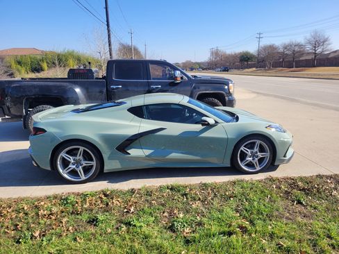 Used 2024 Chevrolet Corvette Stingray Coupe w/ 1LT image 2