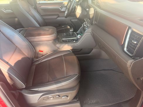 Used 2024 GMC Sierra 1500 Denali w/ Denali Reserve Package image 9