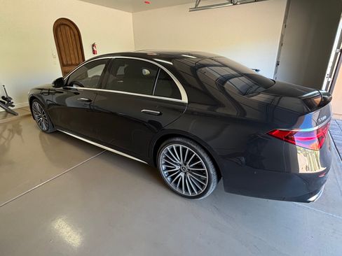 Used 2021 Mercedes-Benz S 580 S 580 4MATIC Sedan 4D w/ AMG Line image 10