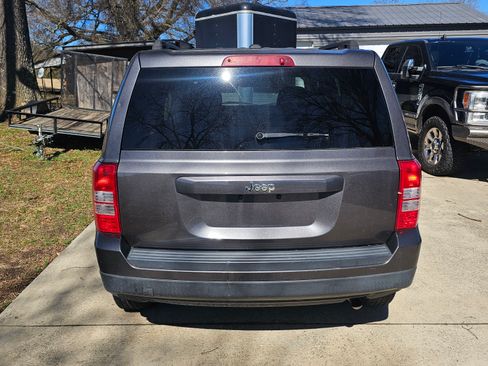 Used 2016 Jeep Patriot Sport w/ Power Value Group image 5