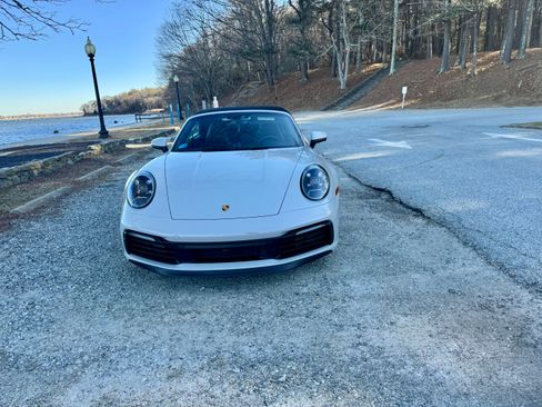 Used 2023 Porsche 911 Carrera 4S image 2