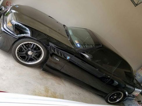 Used 1995 BMW 325is Coupe image 2