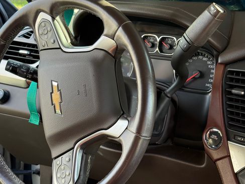 Used 2015 Chevrolet Tahoe LTZ image 9