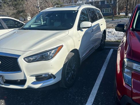 Used 2020 INFINITI QX60 Signature Edition image 1
