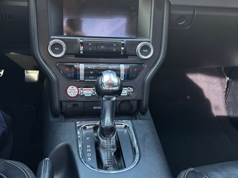 Used 2017 Ford Mustang GT Premium image 10