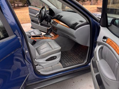 Used 2003 BMW X5 3.0i image 14
