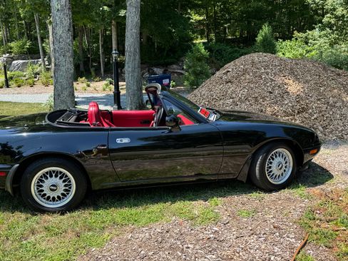 Used 1993 MAZDA MX-5 Miata Limited Edition RWD image 21