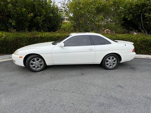 Used 1995 Lexus SC 400 Coupe RWD image 1
