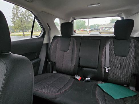 Used 2015 Chevrolet Equinox LT w/ Driver Convenience Package image 7