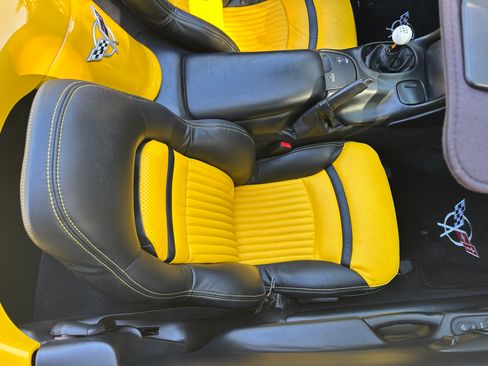 Used 2003 Chevrolet Corvette Convertible w/ Preferred Equipment Group1 image 24