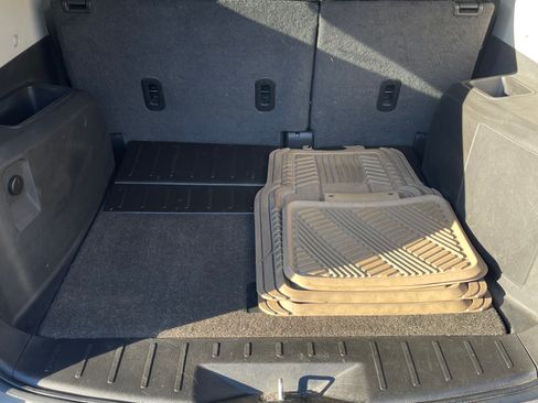 Used 2011 Chevrolet Equinox LTZ image 11