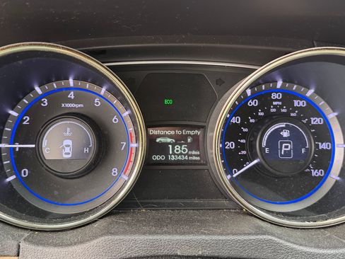 Used 2013 Hyundai Sonata Limited w/ Premium Pkg image 18