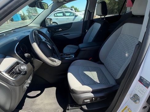 Used 2020 Chevrolet Equinox LT AWD/4WD image 8