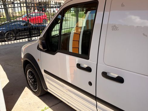 Used 2012 Ford Transit Connect XL image 8