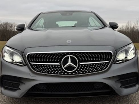 Used 2019 Mercedes-Benz E 450 4MATIC Coupe image 2