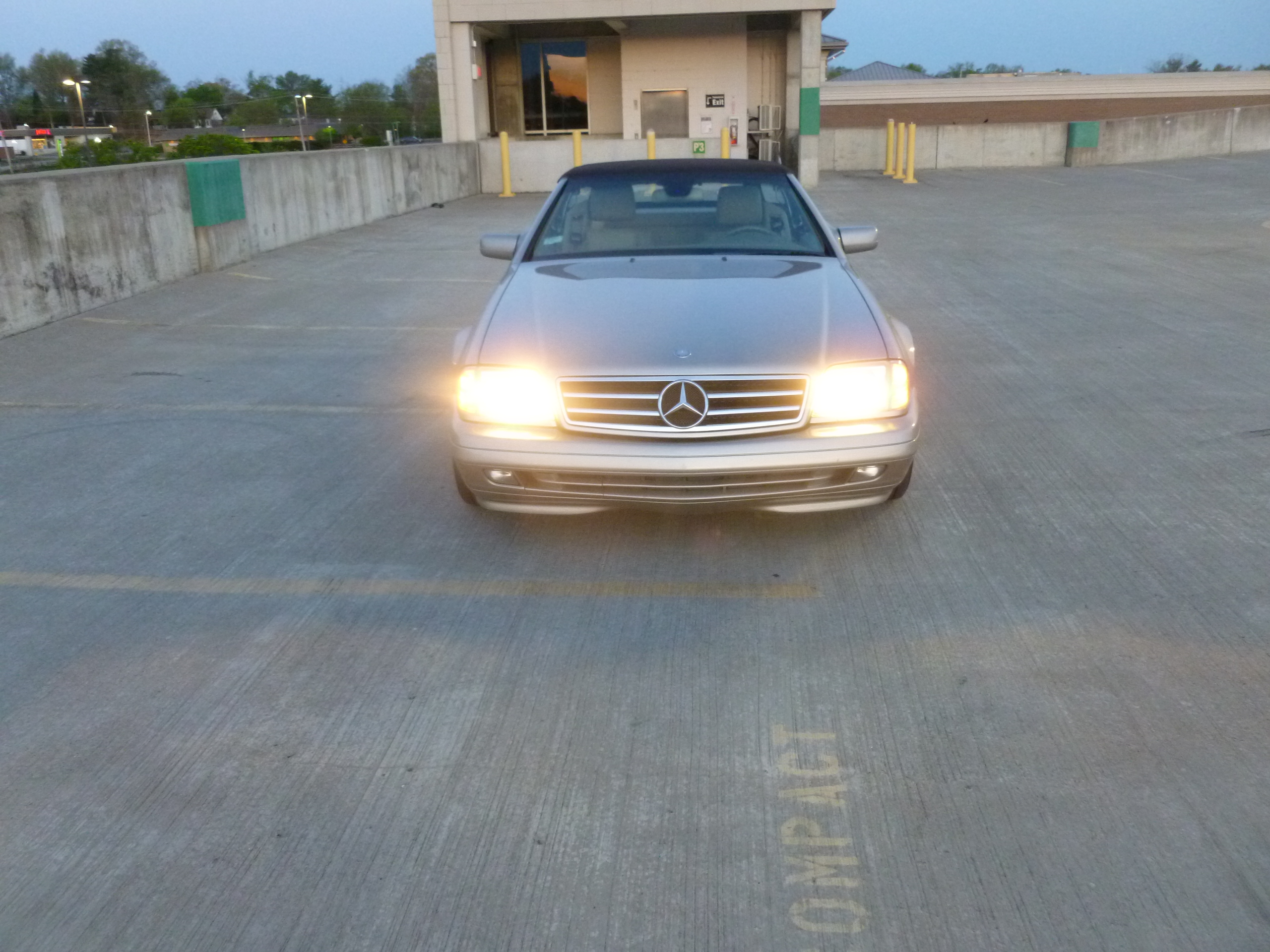 Used 1998 Mercedes-Benz SL 500 image 8