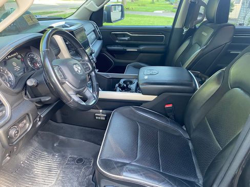 Used 2022 RAM 1500 Laramie AWD/4WD image 6