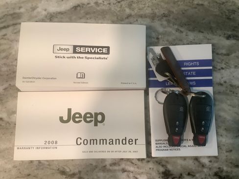 Used 2008 Jeep Commander Sport image 17