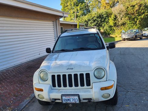 Used 2003 Jeep Liberty Limited image 10