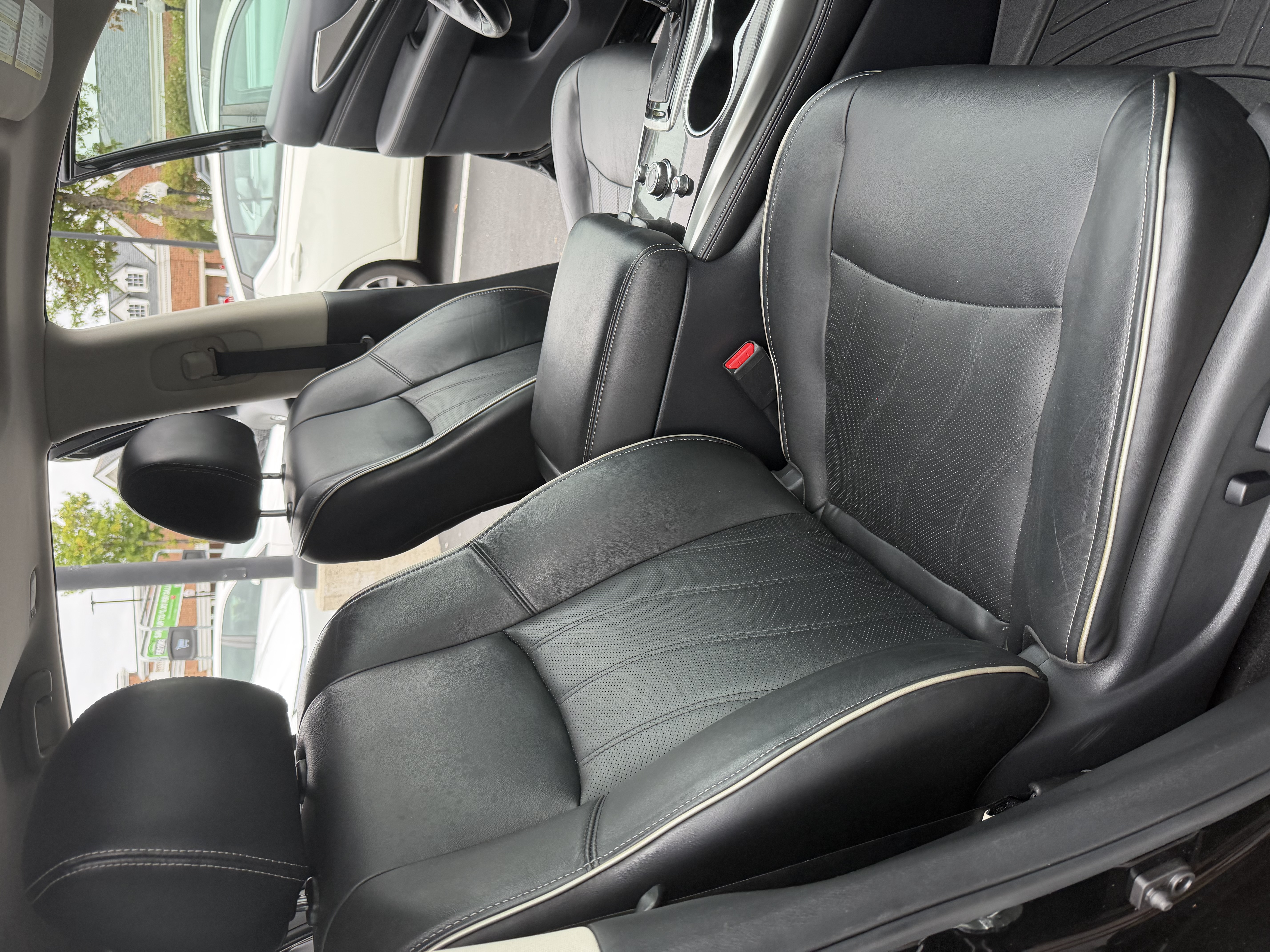 Used 2017 INFINITI QX60 FWD w/ Premium Plus Package image 18