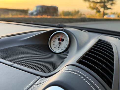 Used 2018 Porsche Cayenne Turbo S w/ Premium Package Plus image 13