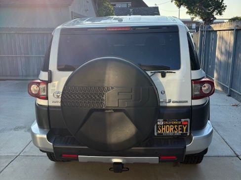 Used 2013 Toyota FJ Cruiser 4WD w/ Upgrade Pkg image 4