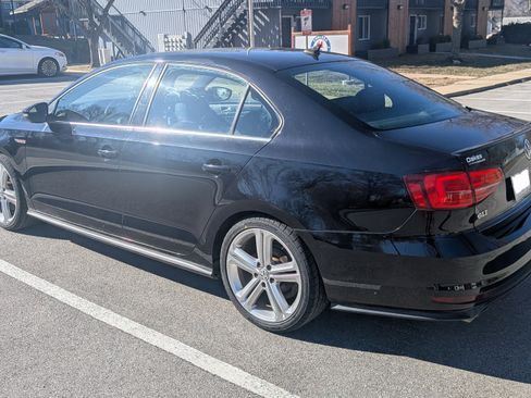 Used 2016 Volkswagen Jetta GLI SEL image 4