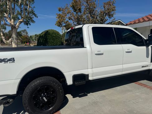 Used 2024 Ford F350 Lariat w/ Lariat Ultimate Package image 4